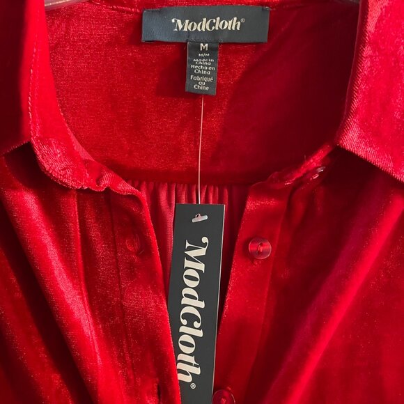 ModCloth Be Buzzworthy Velvet Button-Up Top - Picture 9 of 9